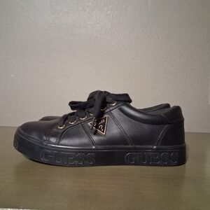 Guess Womens Gastray Black Round Toe Lace Up Casual Shoes Sneakers Size 6